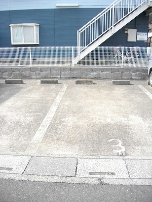3/3 駐車場