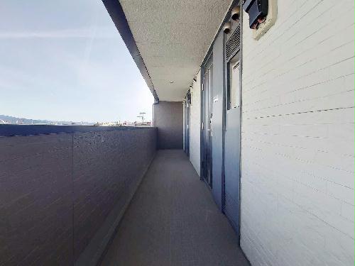 14/14 エントランス