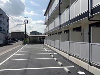 18/25 駐車場