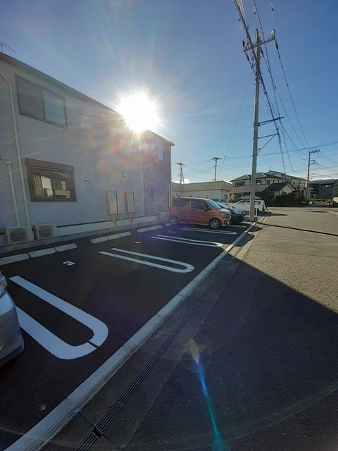 23/30 駐車場