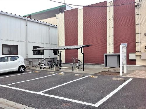 14/15 駐車場