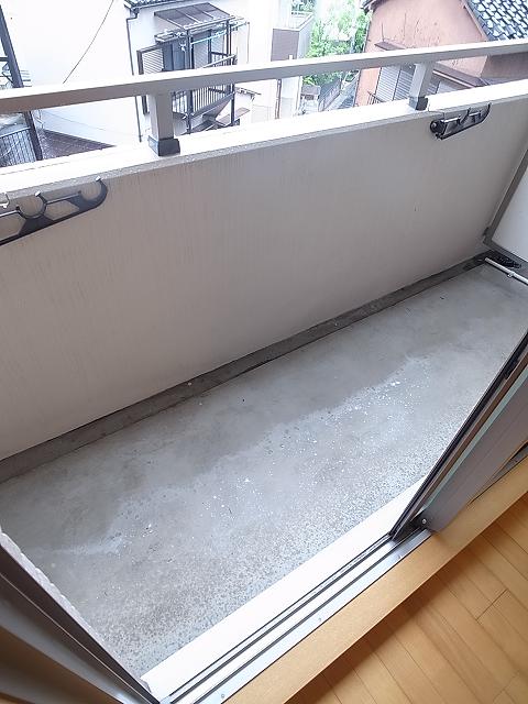 15/28 バルコニー