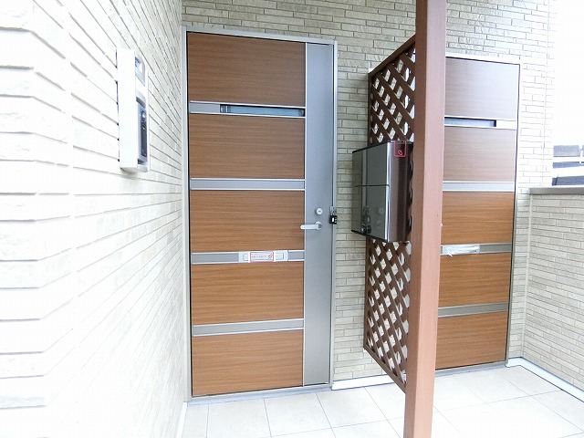 2/8 エントランス