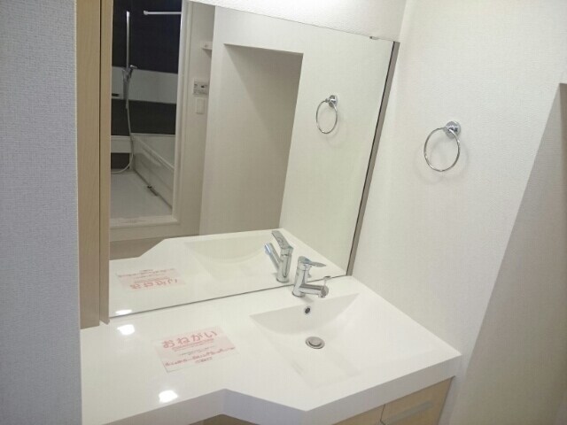 13/24 エントランス