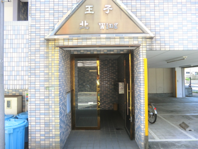 18/23 エントランス