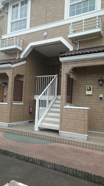 21/28 エントランス