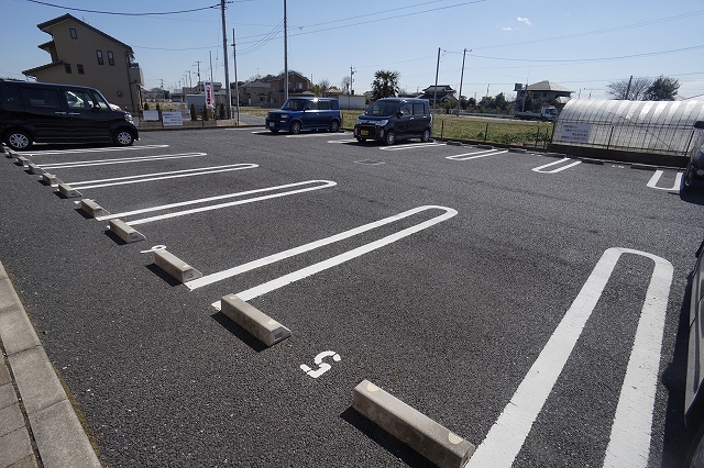 15/30 駐車場