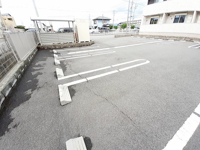14/20 駐車場
