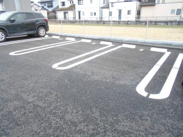 14/20 駐車場