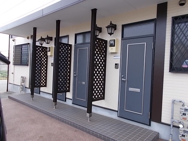 20/27 エントランス