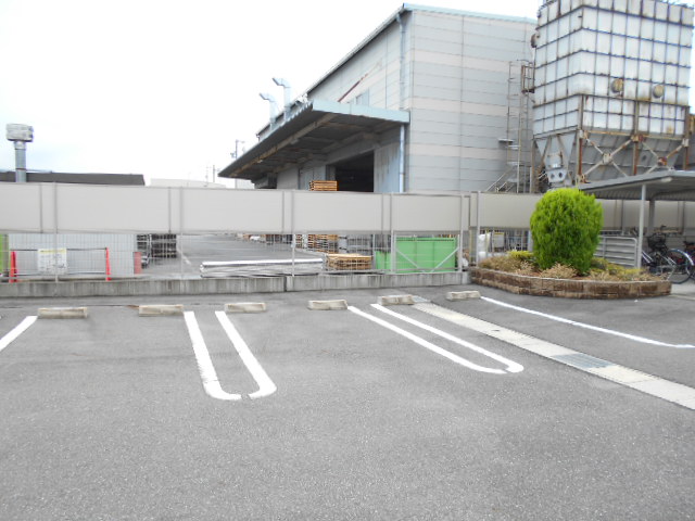 14/20 駐車場