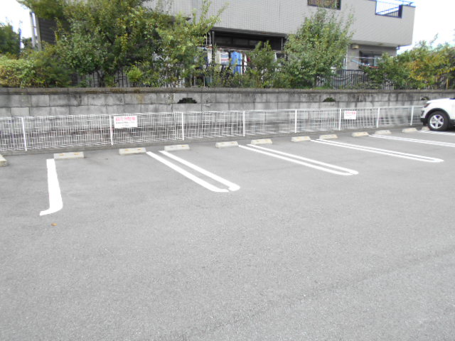 14/20 駐車場