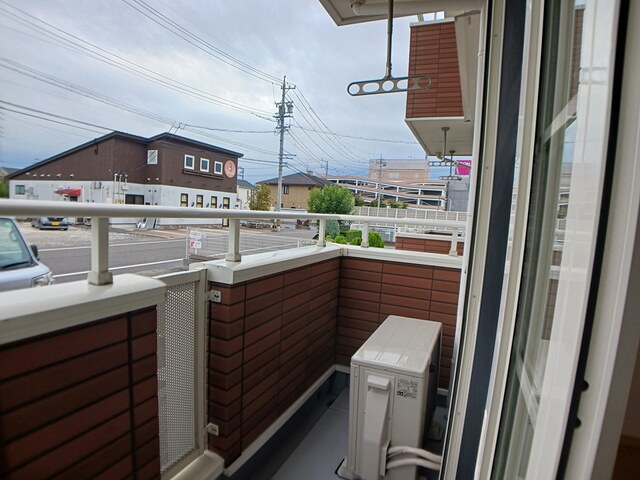 18/28 バルコニー