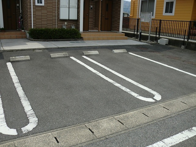 2/8 駐車場