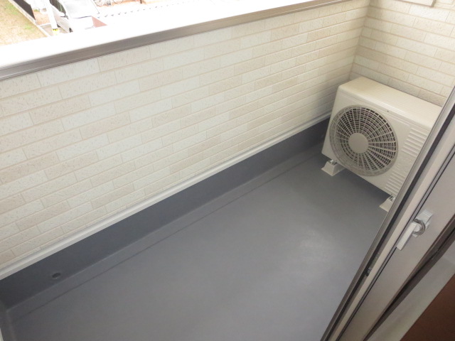 17/28 バルコニー