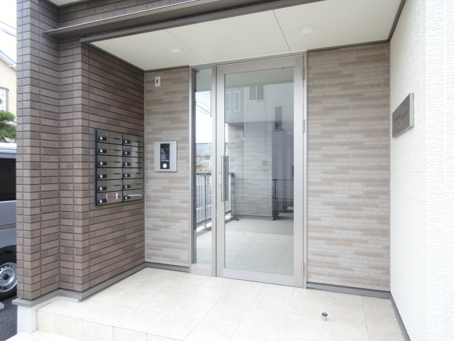 17/23 エントランス