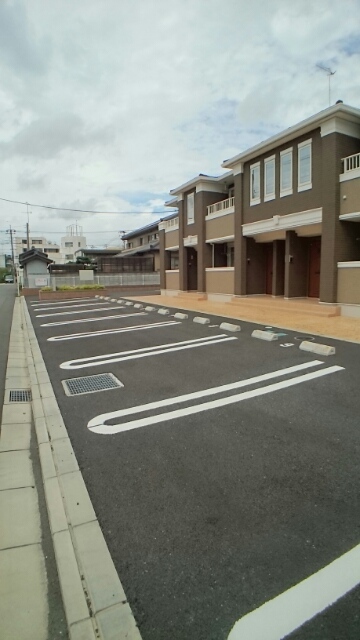 16/30 駐車場