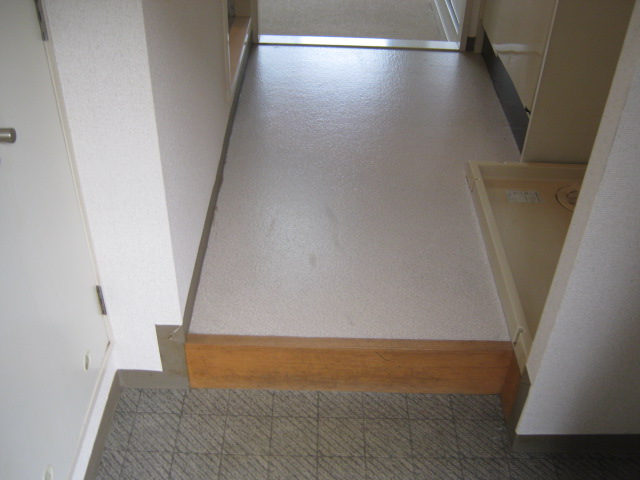 13/29 玄関