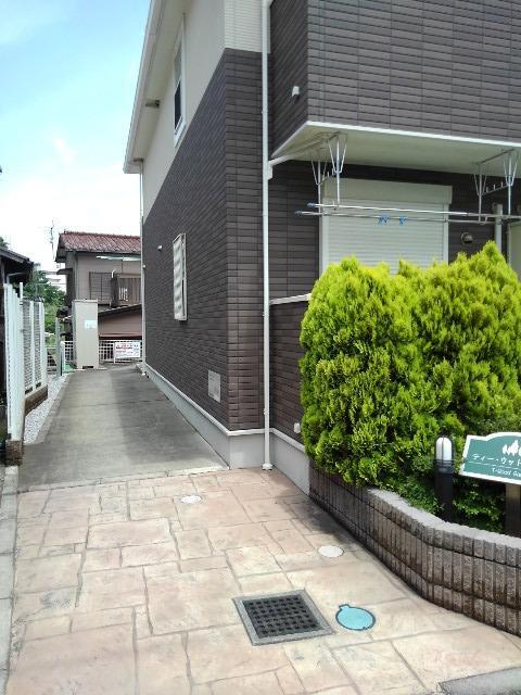 22/30 エントランス