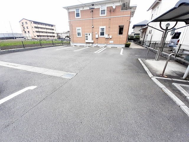 14/20 駐車場
