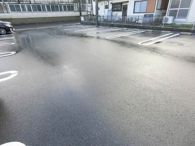 14/20 駐車場