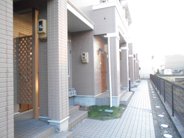 19/26 エントランス