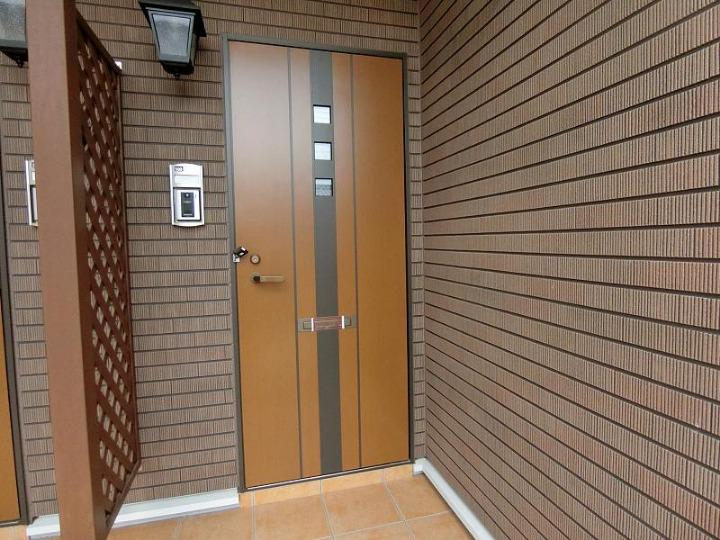 13/20 エントランス