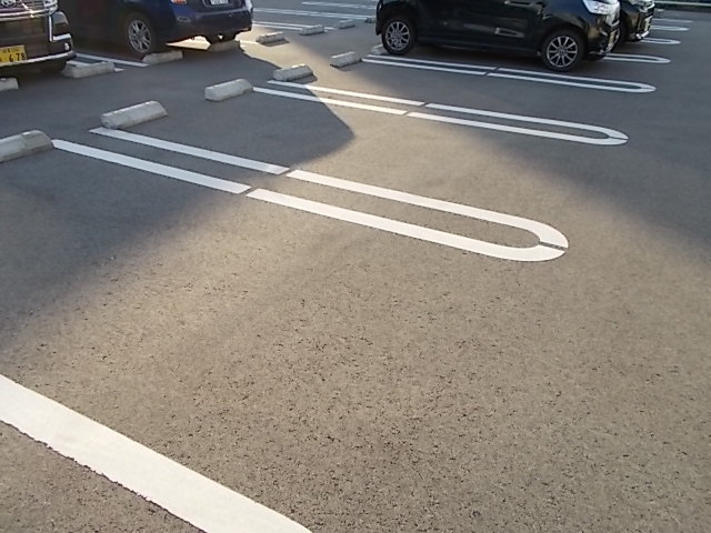 14/20 駐車場