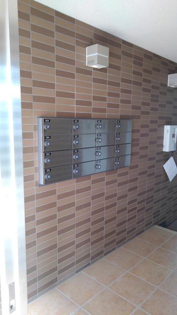 17/30 エントランス