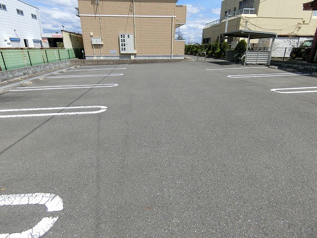 14/20 駐車場
