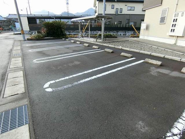 19/25 駐車場