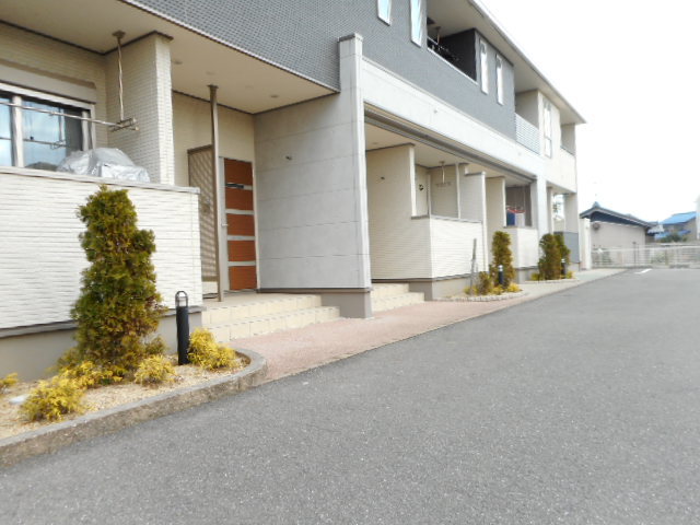 20/28 エントランス