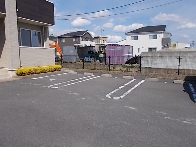 14/20 駐車場