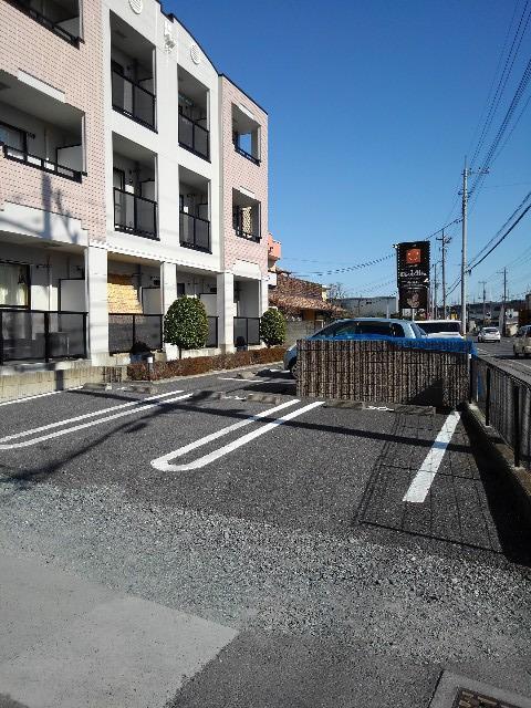 15/30 駐車場