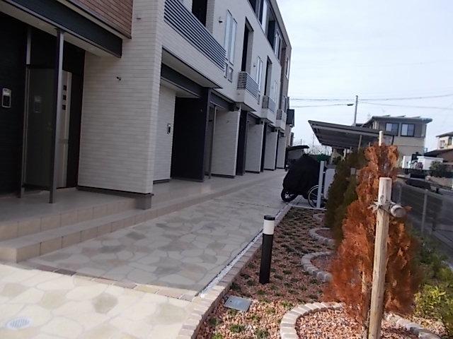 13/20 エントランス