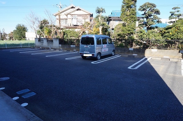 14/20 駐車場