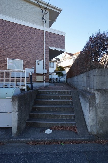 14/20 エントランス