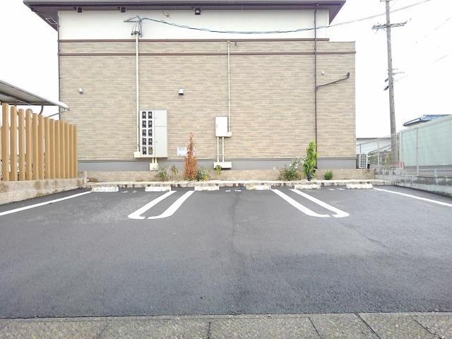 14/20 駐車場