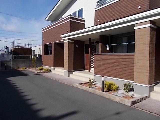 13/20 エントランス