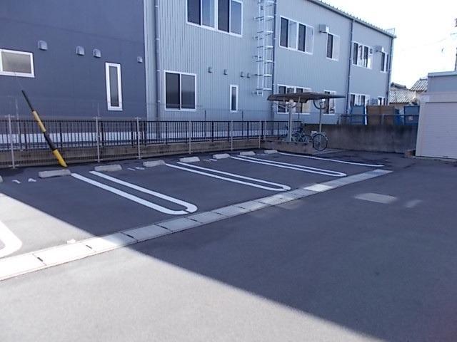 14/20 駐車場