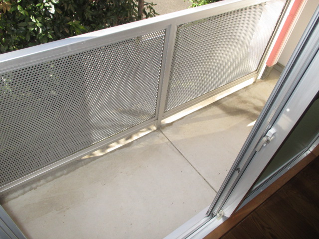 19/28 バルコニー