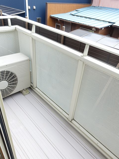 17/27 バルコニー