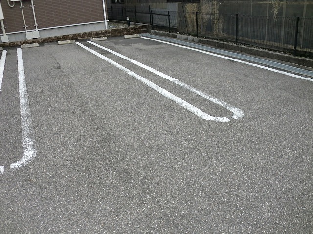14/20 駐車場