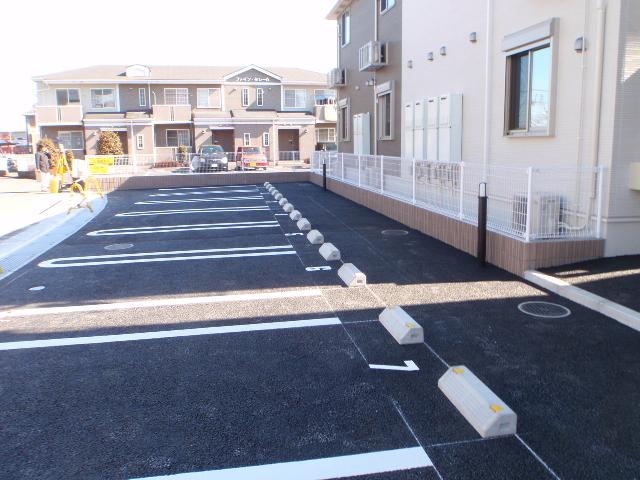 20/29 駐車場