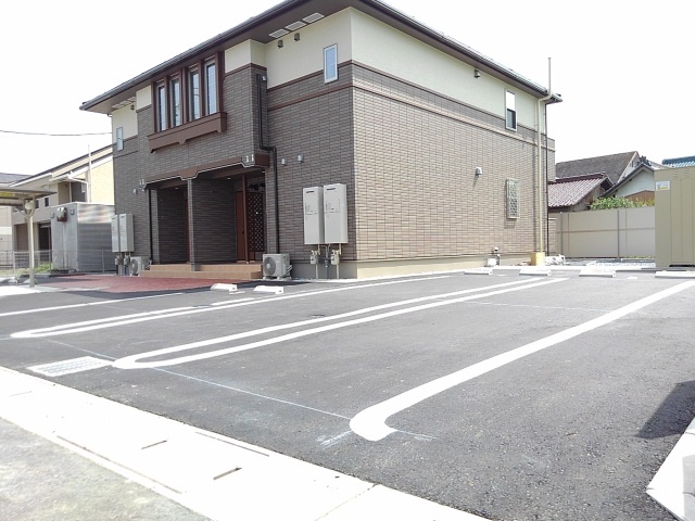 14/20 駐車場