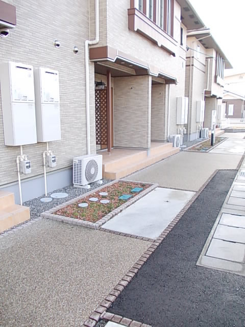 13/20 エントランス