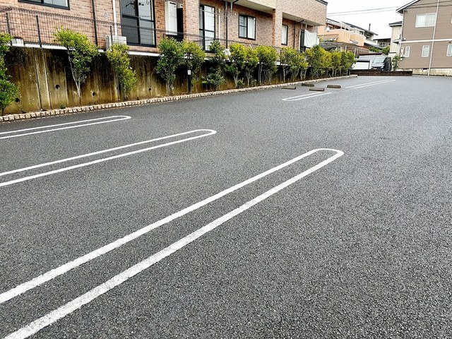 14/20 駐車場