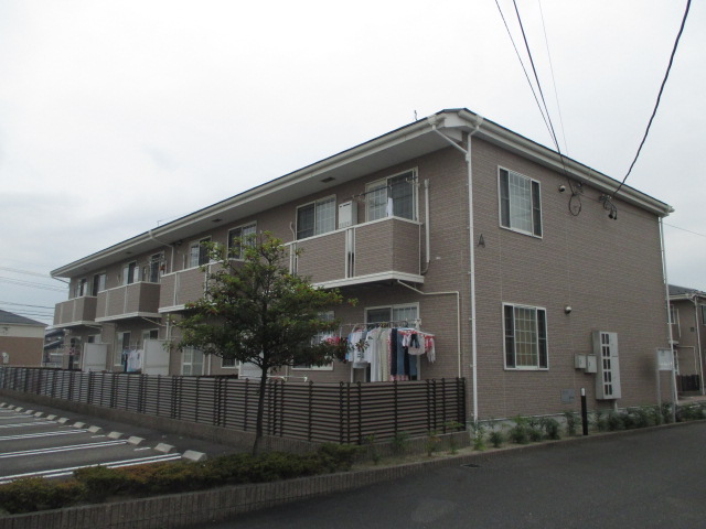 22/28 駐車場