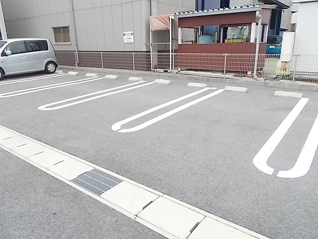 14/20 駐車場