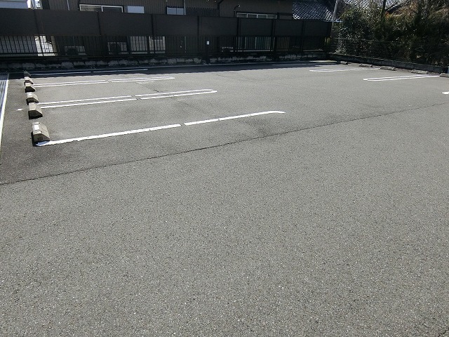 14/20 駐車場